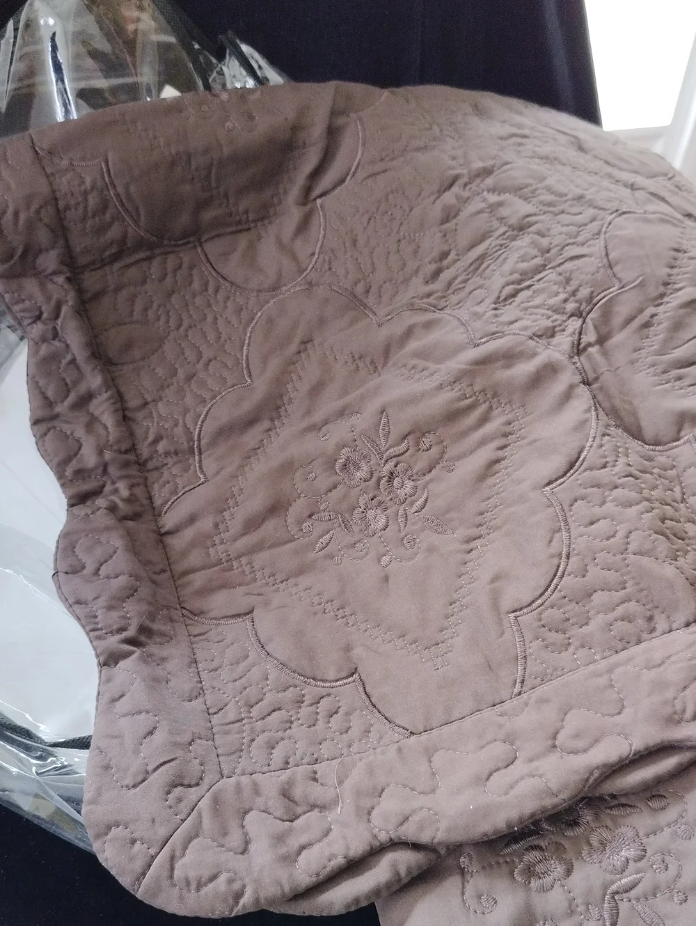 King Size Bed Cover W 2 Shams 🟤 Bown